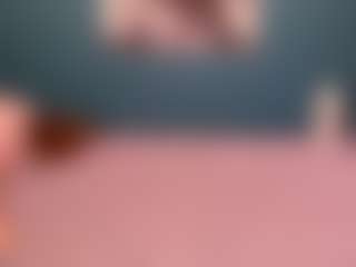 Live cam show with NADINNNE34k - Blonde Hair on xDating