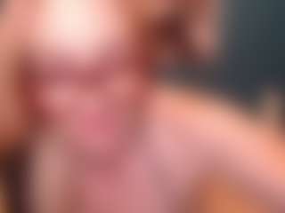 NADINNNE34k MILF webcam performer live streaming