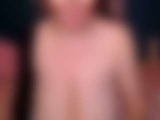 Live cam show with NADINNNE34k - Huge on Mixed Magazine Live