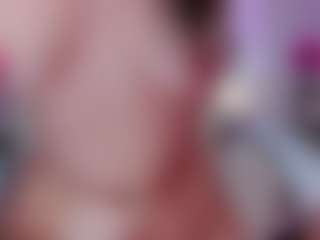 Live cam show with saracruz-1 - Curvy on Camsoda