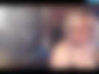 Live cam show with 95fTitten - Body Massage on CamClone