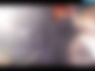 Live cam show with 95fTitten - Nipple Piercings on Dolls Live