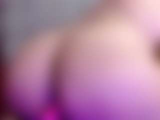 charlotte-brawn's Live Sex Cam Show