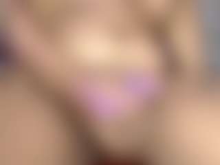 charlotte-brawn's Live Sex Cam Show