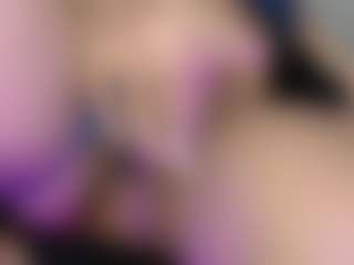 charlotte-brawn's Live Sex Cam Show