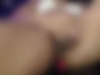 charlotte-brawn's Live Sex Cam Show