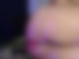 charlotte-brawn's Live Sex Cam Show
