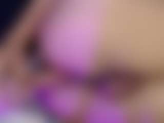 Live cam show with charlotte-brawn - HD on Camsoda