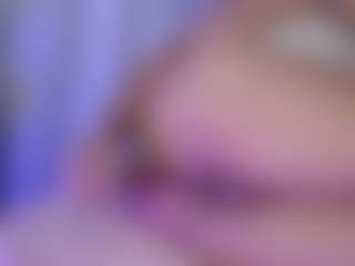 charlotte-brawn's Live Sex Cam Show
