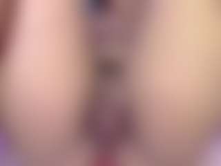 Live cam show with charlotte-brawn - White on Hubzter Live | colombia