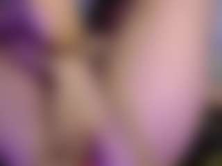 charlotte-brawn's Live Sex Cam Show
