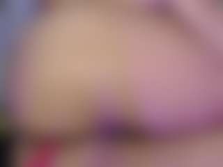 charlotte-brawn's Live Sex Cam Show
