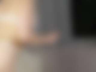Live cam show with EustoliaWoodworth - Striptease on AdultVida.com