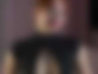 Live cam show with EustoliaWoodworth - Striptease on Milfs Live