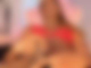 Live cam show with amaanda-fox - Colombia on Uber Horny