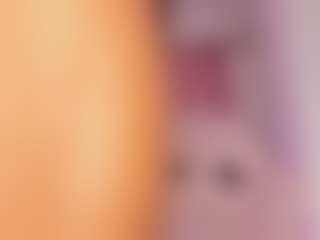 Live cam show with amaanda-fox - Smoking on Fling VIP Chat