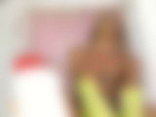 Live cam show with amaanda-fox - Smoking on Camsoda