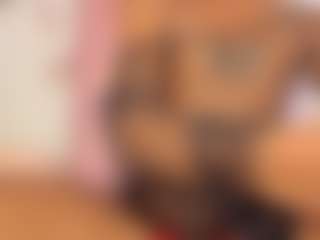 Live cam show with amaanda-fox - Blonde Hair on infinitiblacc.com