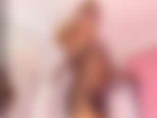 Live cam show with amaanda-fox - Big Cock on madthumbs