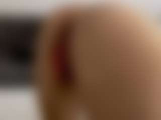 Live cam show with AuraXo - College on Mixed Magazine Live