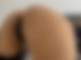 Live cam show with AuraXo - Solo on fuklive.com
