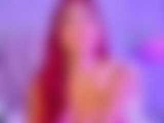 Live cam show with BellaaSanders - Red Hair on Camsoda