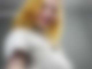 Live cam show with JenneferMoitoso - Average on Milfs Live