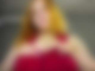 Live cam show with JenneferMoitoso - Smoking on Dolls Live