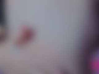 Live cam show with Jennifer-Lee - Drinking on Fling VIP Chat
