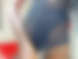 Live cam show with Kylie-Ward - Tattoos on Strip Flash - Live Sex Shows