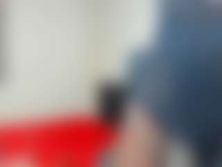 Live cam show with Kylie-Ward - Anal Toys on intimatelivegirls.com