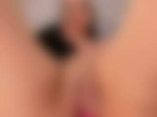 Live cam show with LisaBlaer - Young Adult on sexylive.show