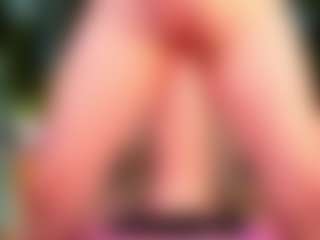 Live cam show with MaeWilkins - New White on Camsoda | united states