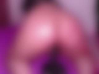 Miafuegolatino's Live Sex Cam Show