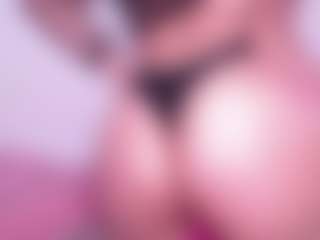 Miafuegolatino's Live Sex Cam Show