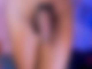 NicoleMadrird's Live Sex Cam Show
