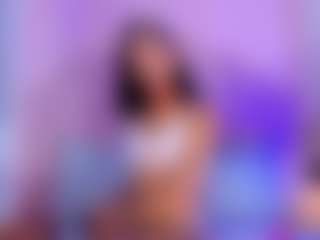 Live cam show with NicoleMadrird - Muscular on live18s.com