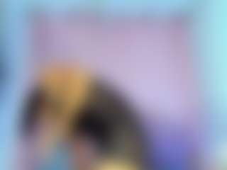 Live cam show with NicoleMadrird - Flat Chested on Soda Cam