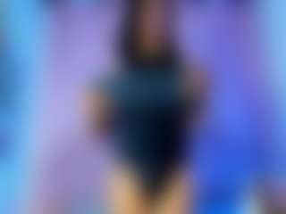 Live cam show with NicoleMadrird - Uncut on Camsoda