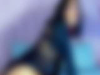 Live cam show with NicoleMadrird - Black Hair on Camsoda