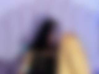 Live cam show with NicoleMadrird - Black Hair on Dare Cams