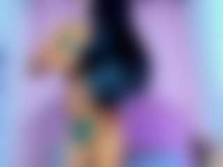 Live cam show with NicoleMadrird - Big Cock on SquirtSoMuch