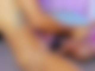 Live cam show with NicoleMadrird - Big Balls on SquirtSoMuch