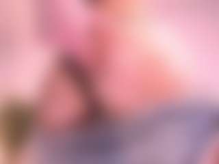 Live cam show with Pheromoon - Dominatrix on Camsoda