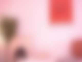 Pheromoon's Live Sex Cam Show