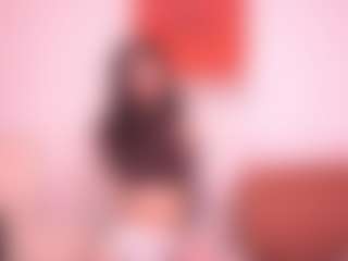 Live cam show with Pheromoon - Cum on SxyPornLive