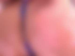 Live cam show with Pheromoon - Dildo on Camsoda