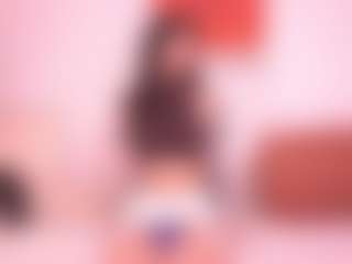 Live cam show with Pheromoon - Normal on Camsoda