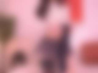Live cam show with Pheromoon - Femdom on Camsoda