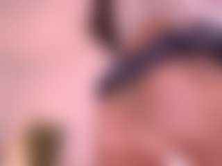 Live cam show with Pheromoon - Normal on Fling VIP Chat